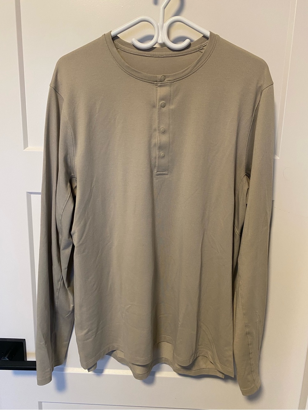 lululemon Men's Long-Sleeve Henley